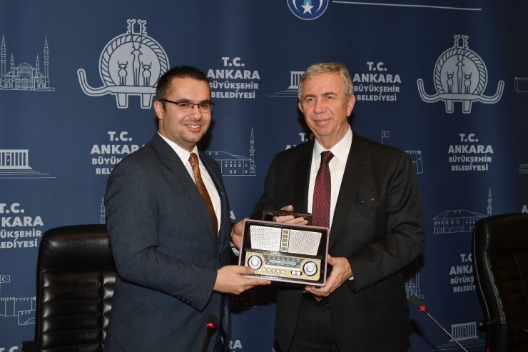 Basın Yayın Şube Müdürlüğü Çalışanlarından Başkan Yavaş’a Ziyaret