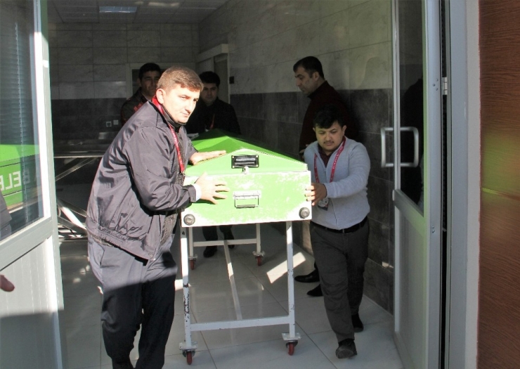 Hayvanlarını Selden Kurtarırken Kalbi Durdu, Acı Haber Geldi