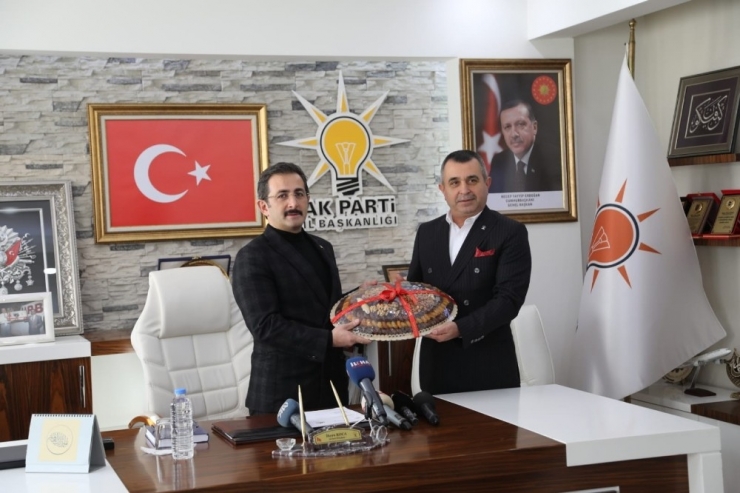 Bakan Yardımcısı Aksu’dan Ak Parti’ye Ziyaret