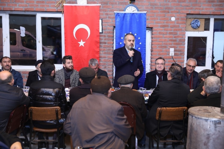 Ürünlü’de Sofralar Bereketlendi