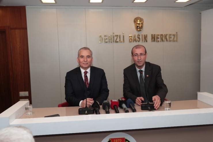 Denizli Büyükşehir Belediye Başkanı Osman Zolan Gazetecilerin Gününü Kutladı