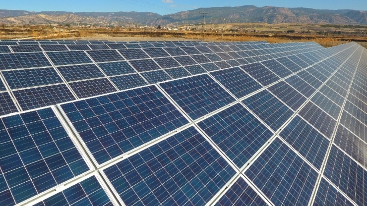 Deski Güneşten Yılda 2 Milyon Kwh Enerji Üretecek