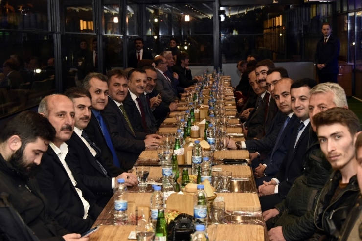 Gümüşhane’de Mülki Amirler Ve Gazeteciler Buluştu