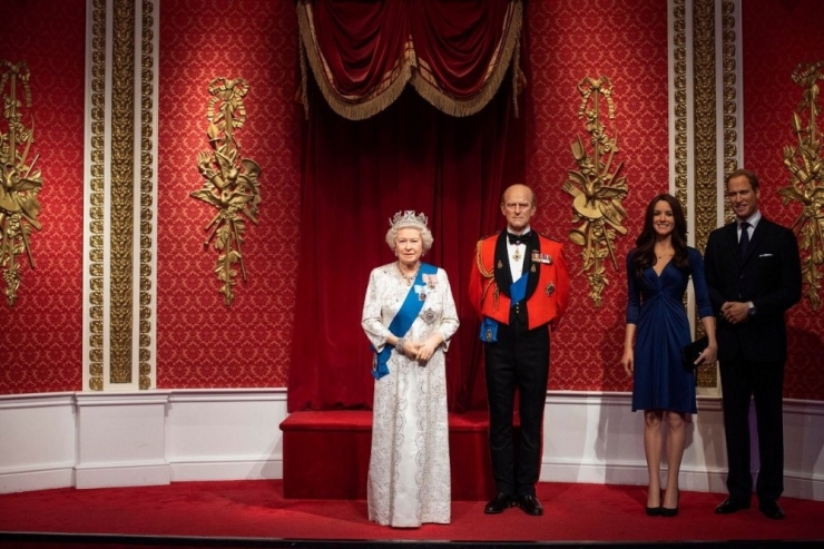 Madame Tussauds Müzesi Prens Harry Ve Markle’ın Heykellerini Kaldırdı