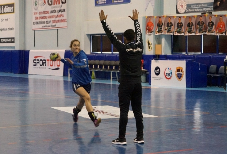 Kastamonu Belediyespor, Thüringer Maçı Hazırlıklarını Tamamladı