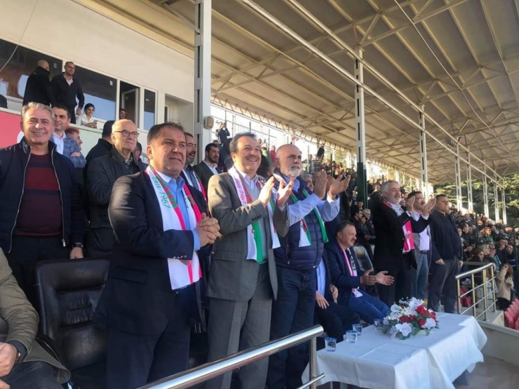 Teknik Direktör Hasan Şengün: "Tek Yürek Olmalıyız"