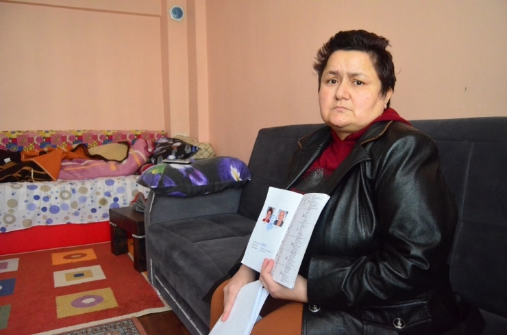 Dövdü, Saçını Kesti, Ölümle Tehdit Etti