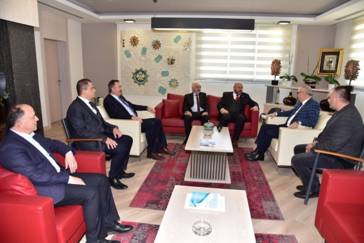 Soma’nın Geleceği İçin Başkan Ergün’den Destek İstediler