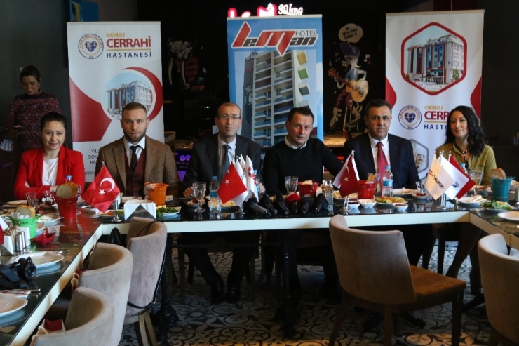 Özel Denizli Cerrahi Hastanesi Basın Mensuplarını Konuk Etti