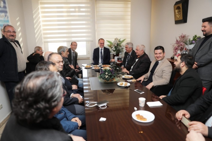 Pamukkale Belediye Başkanı Avni Örki Gazeteciler İle Bir Araya Geldi