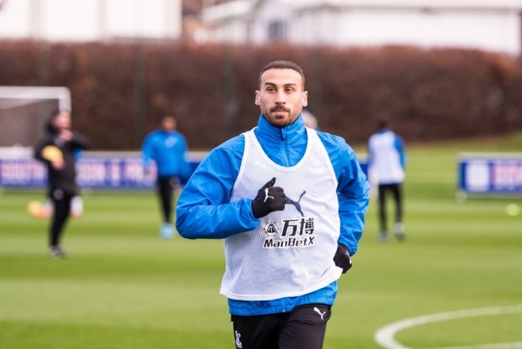 Cenk Tosun Resmen Crystal Palace’ta