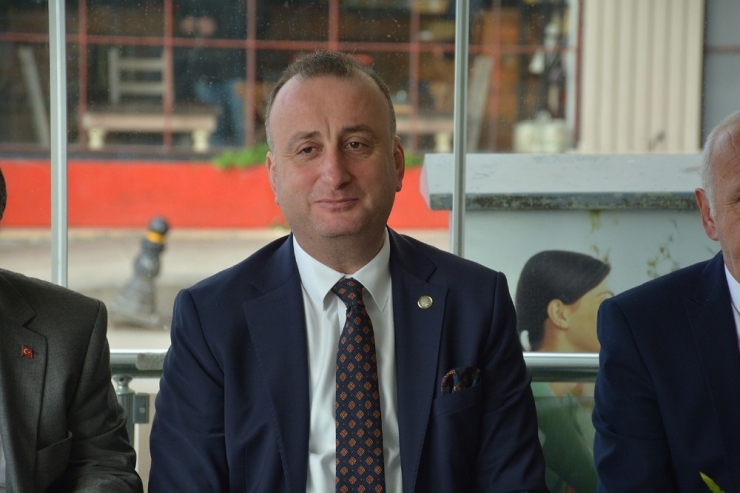 Başkan Ayhan: “Çevre Yolu İçin Alternatif Proje Üretiyoruz”