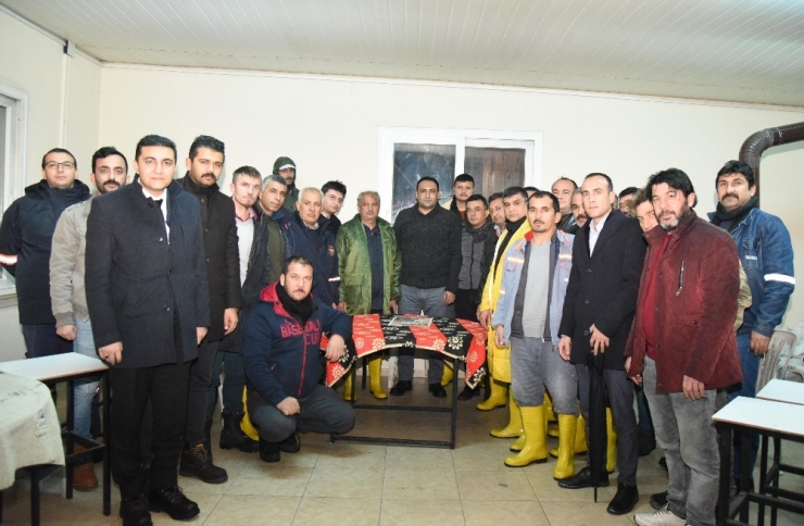 Başkan Yılmaz, Personelin Yemek Ücretlerine Yüzde 15 Zam Yaptı