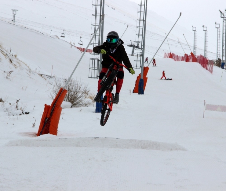 Palandöken’de Outdoor Festivali’nde Adrenalin Dolu Anlar Yaşandı
