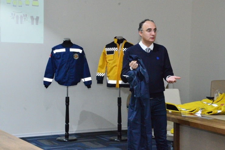 112 Acil Servis Personelinin Kıyafetleri Uşak’ta Tasarlanacak