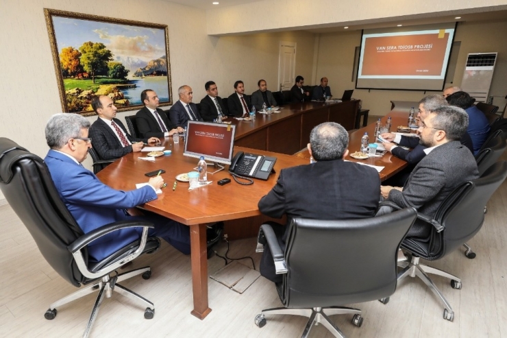 Çaldıran’da ‘Organize Sera Bölgesi’ Kurma Çalışması