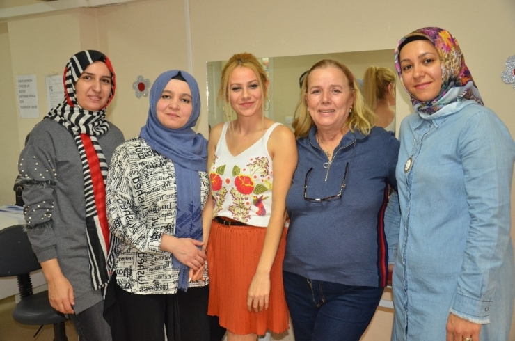 Yunusemre Belediyesi İle Meslek Sahibi Oluyorlar