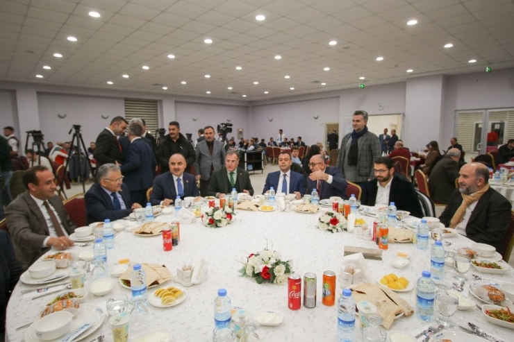 Gazeteciler Hacılar’da Buluştu