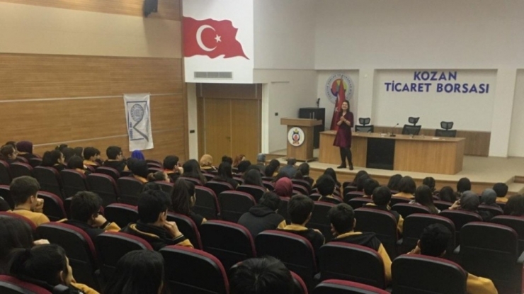 Liselilere “Meslek Seçimi Ve Kariyer” Semineri