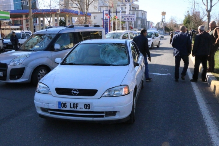 Otomobilin Çarptığı Yaya Hayatını Kaybetti