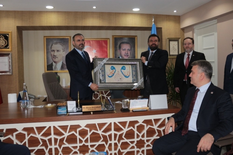 Mahir Ünal: “Muhalefet Adeta Türkiye’nin Başına Kötü Bir Şey Gelsin Diye Dua Ediyor”