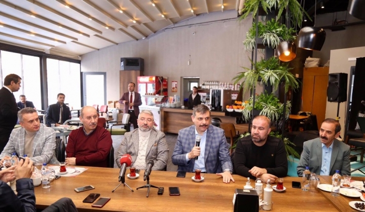 Vali Çiftçi Ve Başkan Aşgın Gazetecilerle Buluştu