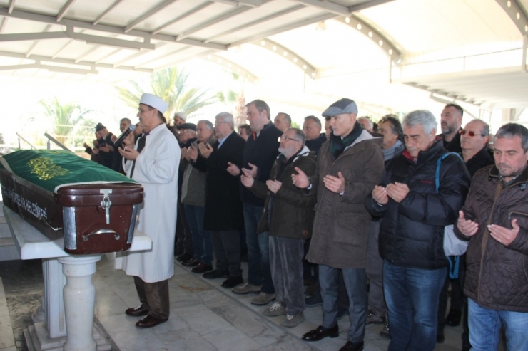 Organ Nakli Olan Ve Ölen Üçüncü Hasta Ali Uslu Defnedildi