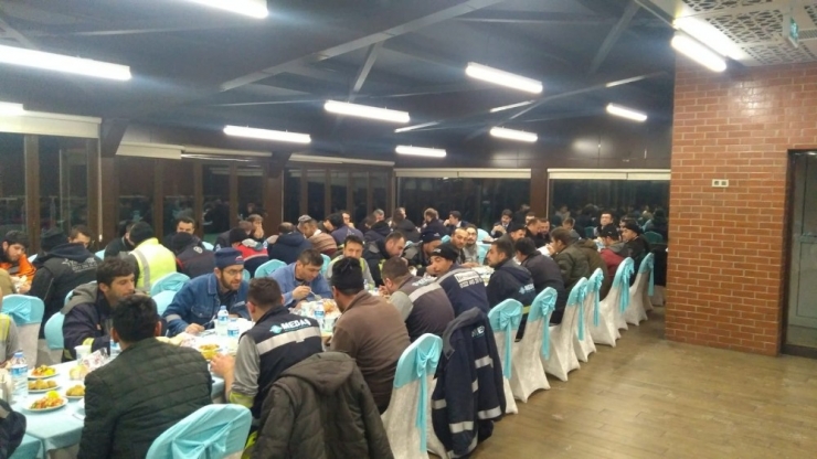 Erol Uçmazbaş: “Ekiplerimiz Gece Gündüz Çalışıyor”