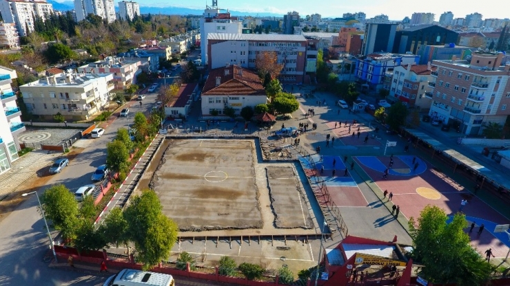 Altıncı Salon Metin-nuran Çakallıklı’ya