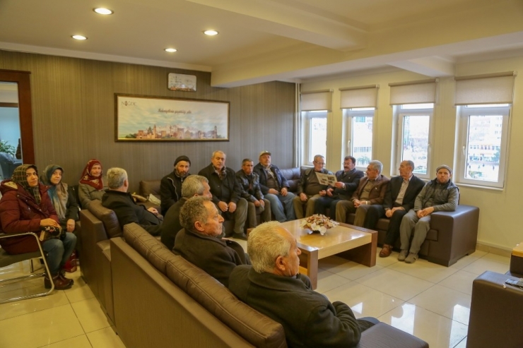 Niğde Belediye Başkanı 2020’nin İlk Halk Gününde Vatandaşlarla Buluştu