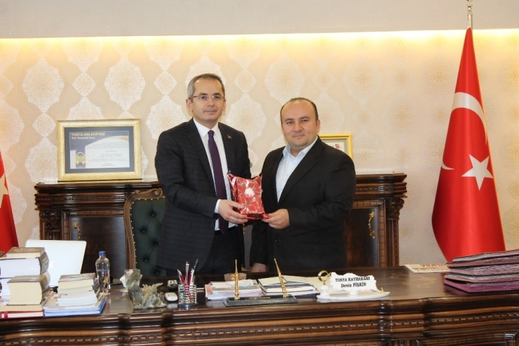 Tosya Kaymakamına İdareciler Günü Ziyareti