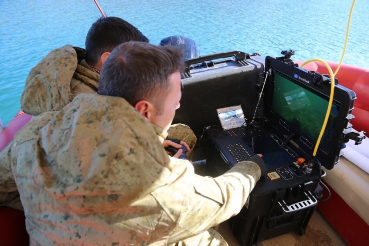 Tunceli’de Kayıp Gülistan’ı Arama Çalışmaları Sürüyor