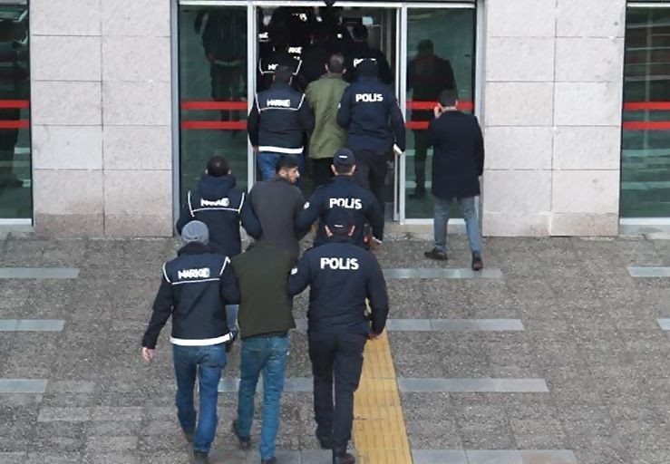 Batman’da Uyuşturucu Tacirlerine Operasyonda 18 Tutuklama