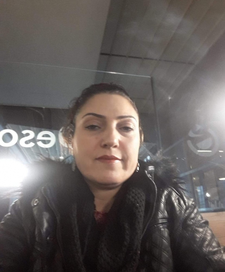 Kocasının Bıçakladığı Kadın Ağır Yaralandı