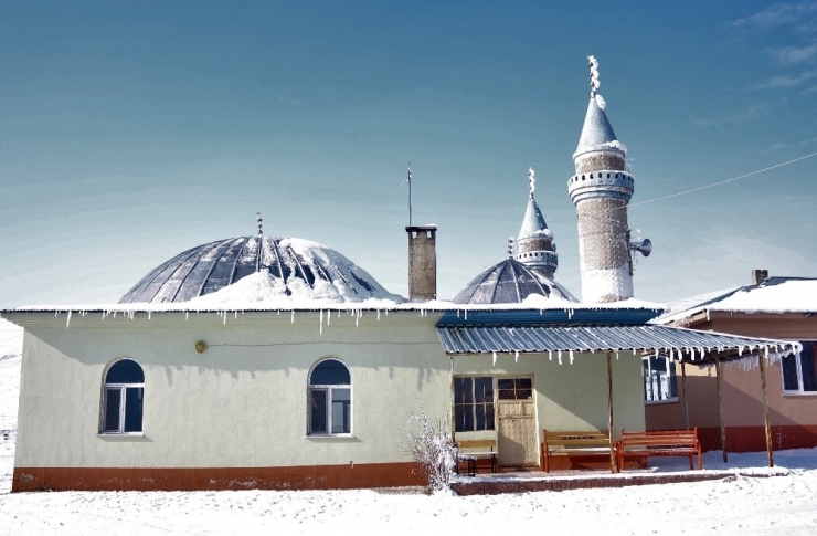 Çaldıran’da Hayat Durdu