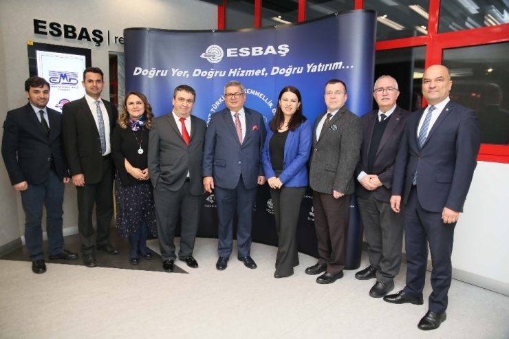 Esbaş’tan İzmir’e İki Müjde