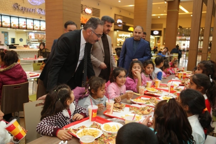 Hayal Kutusu İle Çocukların Hayalleri Gerçekleşiyor