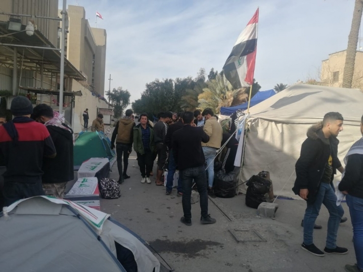 Irak’taki Protestolarda Yaralı Sayısı 59’a Yükseldi