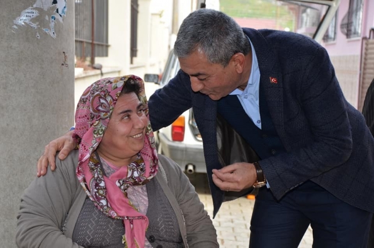 Başkan Nedim Kaplan Alışverişini Çakırbeyli Pazarından Yaptı