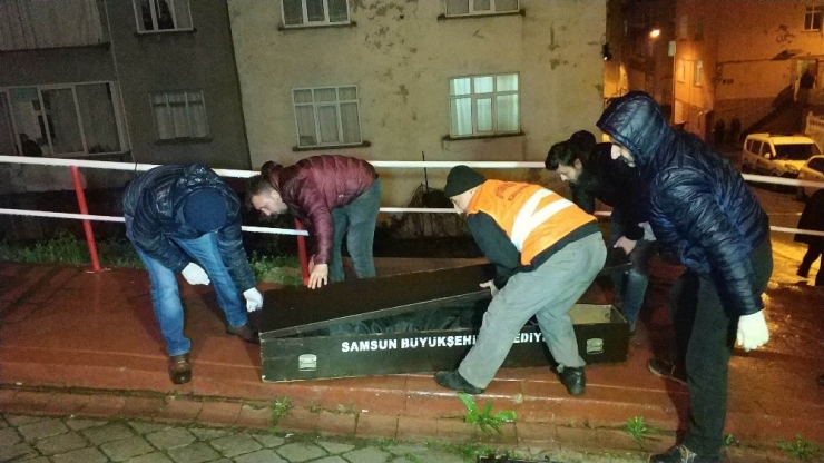 Çöp Konteynerinde Bulunan Cesedin Parçaları Kayıp