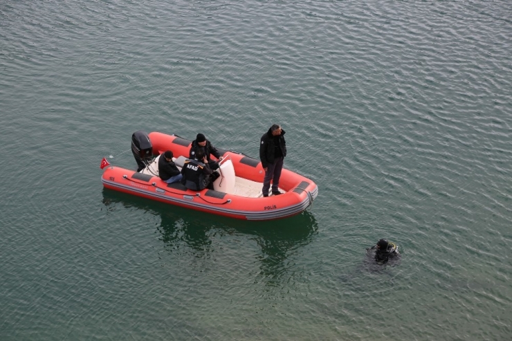 Kayıp Üniversiteli Gülistan’ı Arama Çalışmaları Genişletildi