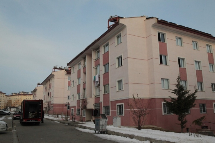 İnternetten Aldığı Siyanür Katkılı İlaçla İntihara Kalkıştı