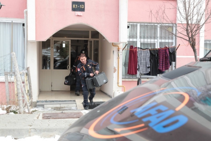 İnternetten Aldığı Siyanür Katkılı İlaçla İntihara Kalkıştı