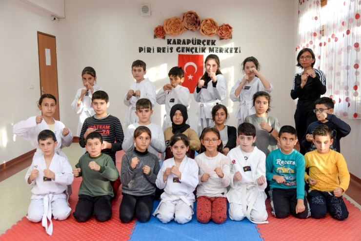 Altındağ Kreşlerinde Karagöz Günleri