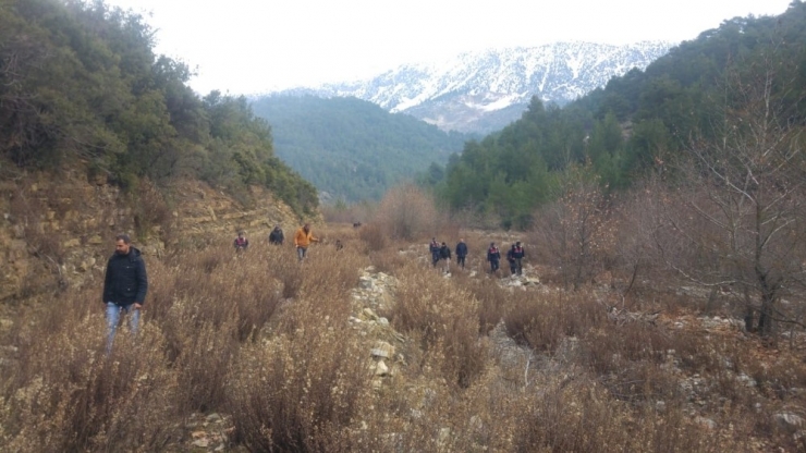 Çobanların Bulduğu Cep Telefonu, Aranan Adamın Cesedine Götürdü