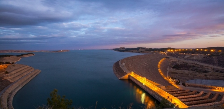 Atatürk Barajı’ndan 2019’da 3,3 Milyar Liralık Enerji Üretildi