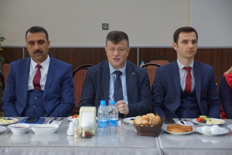 Aydın Gençlik Merkezi’nden Gazetecilere Kahvaltı