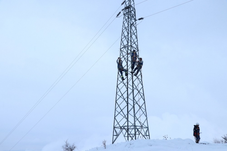 Enerji Timlerinin Zorlu Kış Mesaisi