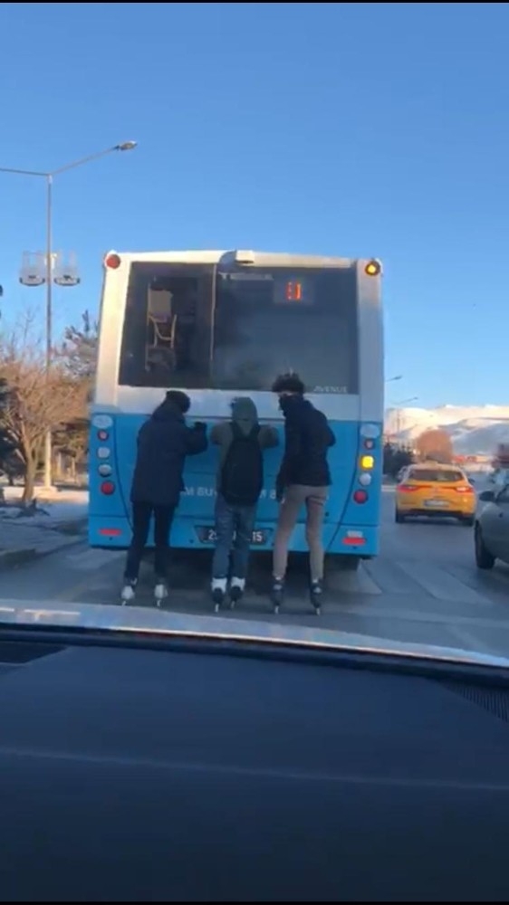 Patenci Gençlerin Tehlikeli Yolculuğu Kamerada