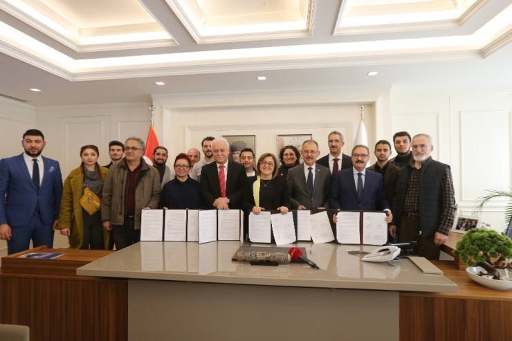 Büyükşehir, Gaziantep İçin 4 Üniversiteyle İnovasyon Güçlerini Birleştirdi